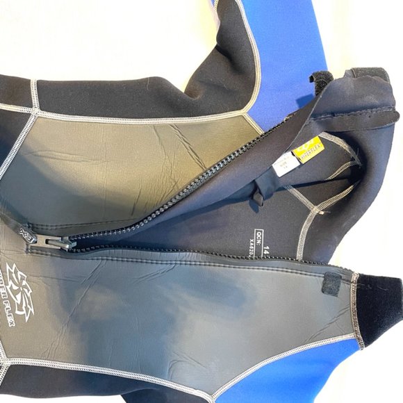 Youth size 14 shorty spring wetsuit - Picture 7 of 7